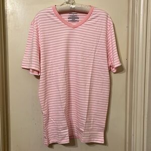 NWOT Amazon Essentials Women's Slim-Fit Short-Sleeve V-Neck T-Shirt Large